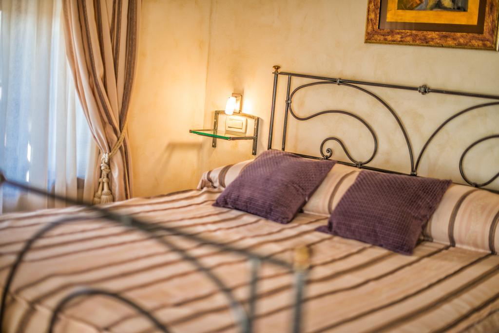 Aparthotel Katalyma 828 Kanfanar Bagian luar foto