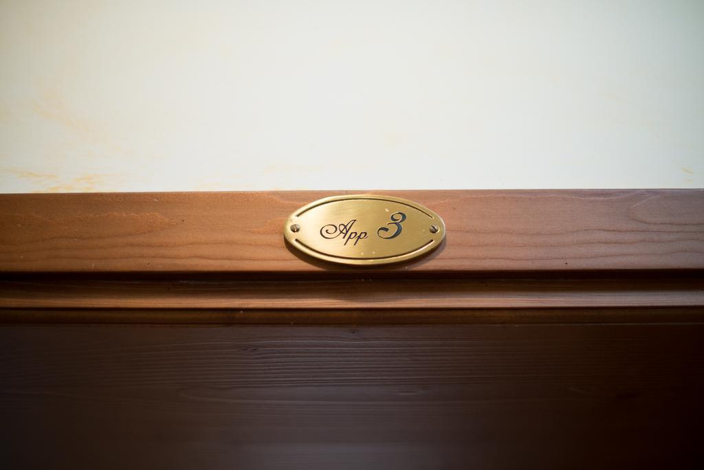 Aparthotel Katalyma 828 Kanfanar Bagian luar foto